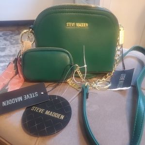 Small emerald green Steve madden crossbody